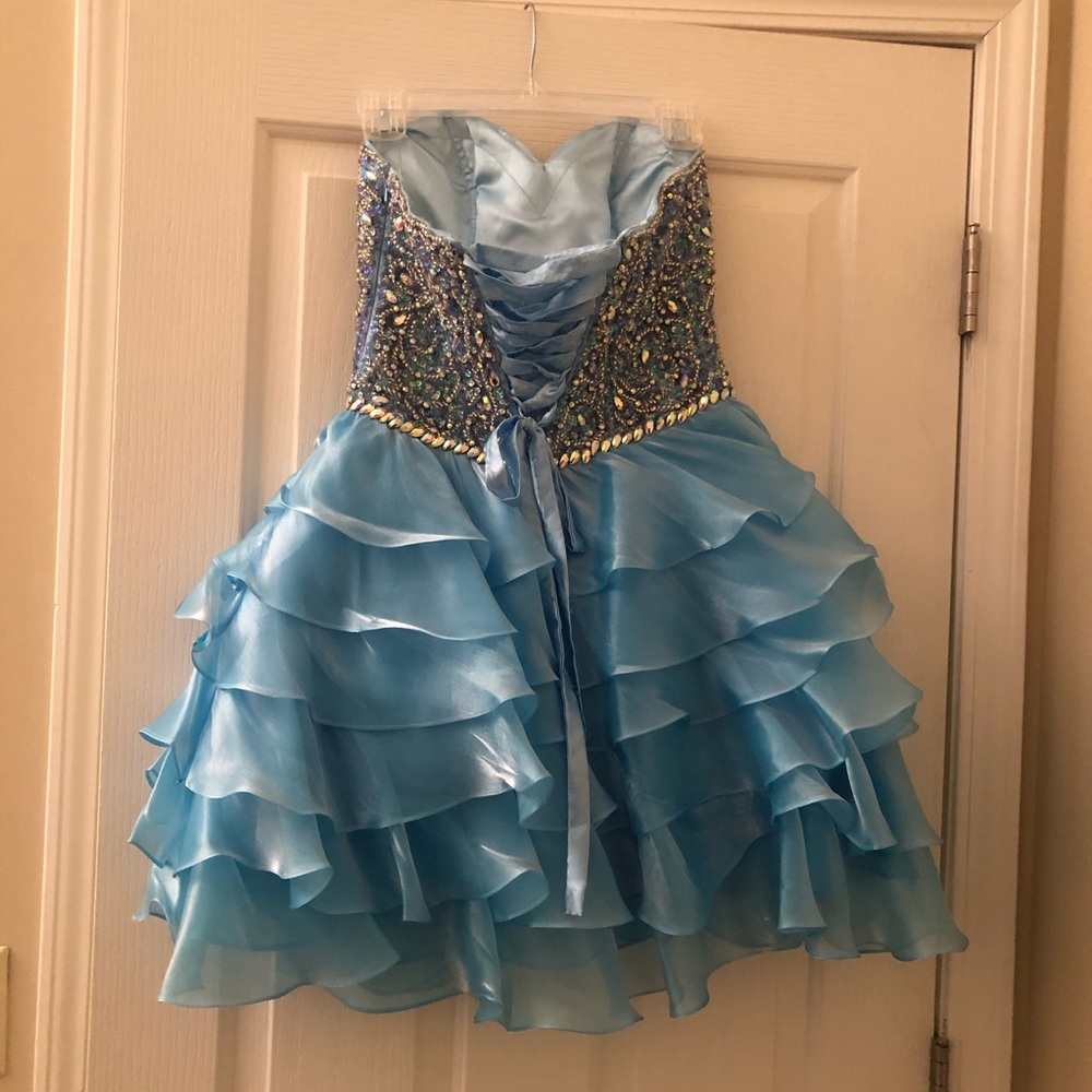 Prom / homecoming dress